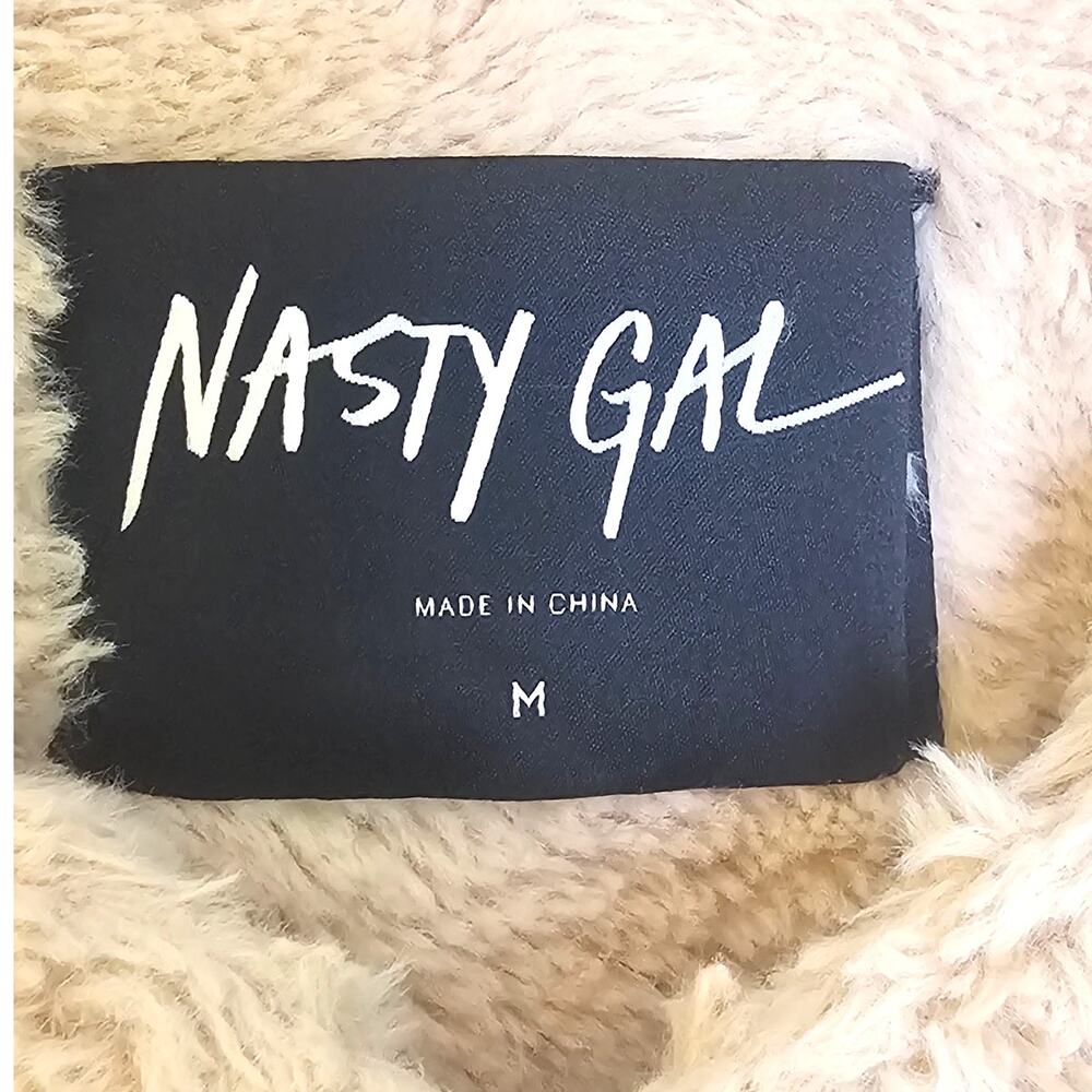Nasty Gal Multicolored Tomorrow's Dream Jacquard Whimsy Boho Vest with Faux Fur - Picture 7 of 7